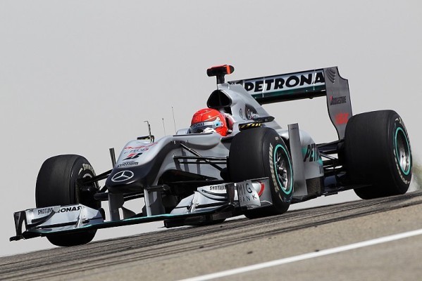 Mercedes GP noch nicht ganz zufrieden: Rosberg und Schumacher kamen vorw&auml;rts