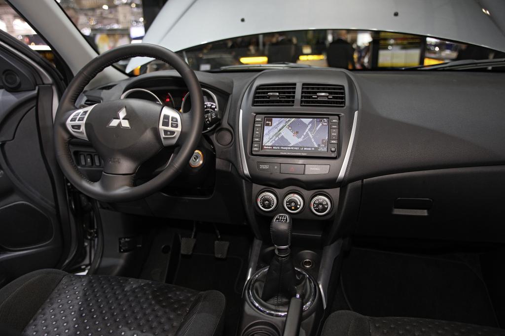 Mitsubishi ASX.
