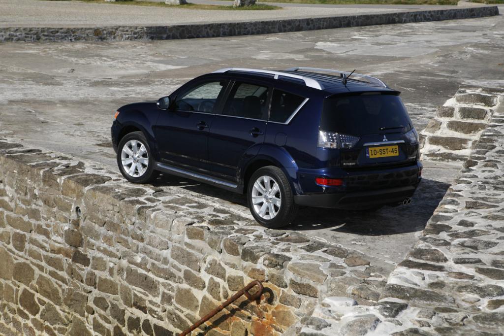 Mitsubishi Outlander: Neue Basis ohne Allrad 