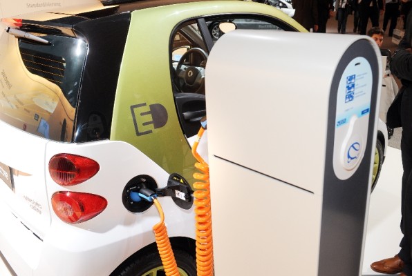 Neue Partner im eNOVA-Strategiekreis Elektromobilität
