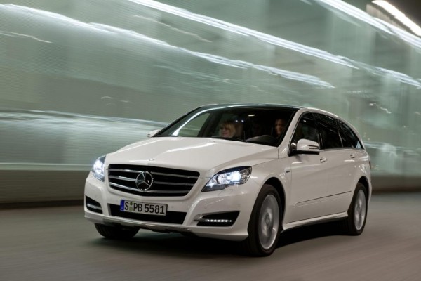 Neues Gesicht für die Mercedes R-Klasse 
