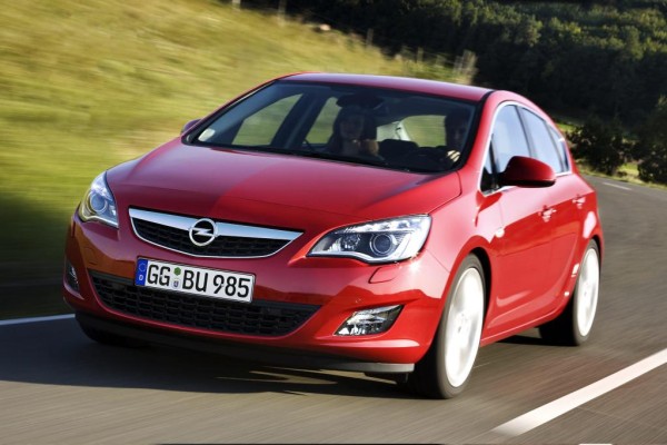 Opel Astra vs. Renault Megane: Angriff in der Golf-Klasse 