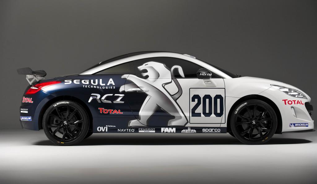 Peugeot RCZ für das 24-Stunden-Rennen auf dem Nürburgring.