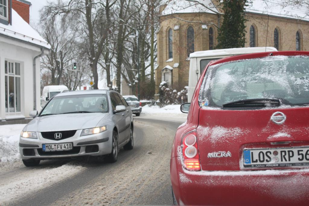 Pkw-Markt geht im Februar um 29,8 Prozent zurück