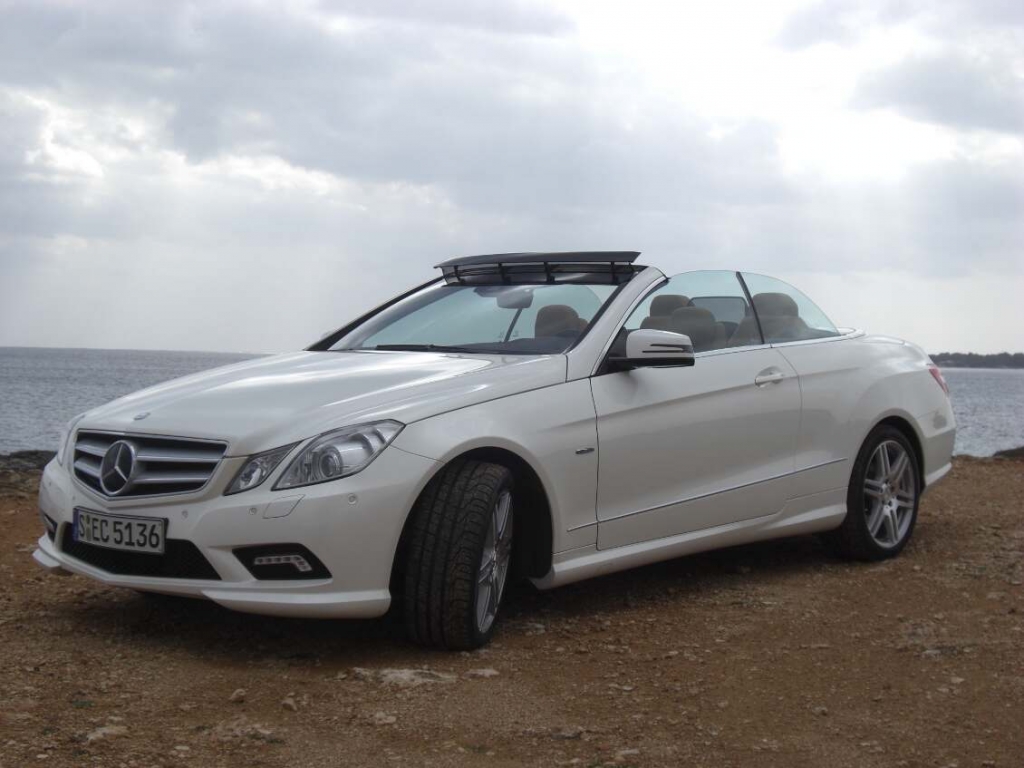 Pressevorstellung Mercedes-Benz E-Klasse Carbiolet: Warmluftsee im Auge des Sturms