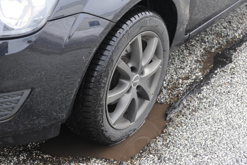 Ratgeber: Wer zahlt für Winterschäden am Auto? 