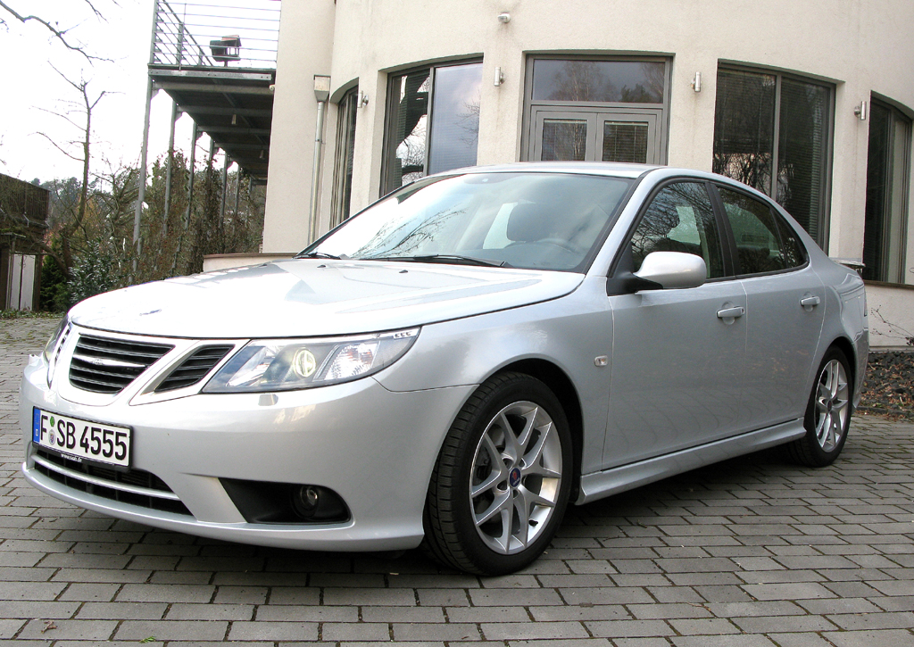 Saab 9-3, hier als 180-PS-Turbodiesel-Limousine. 