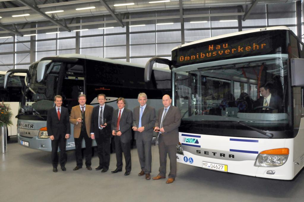 Setra liefert 17 Multiclass 400 an drei hessische Busunternehmen