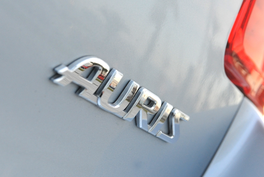 Toyota Komplett-Angebot für den neuen Auris