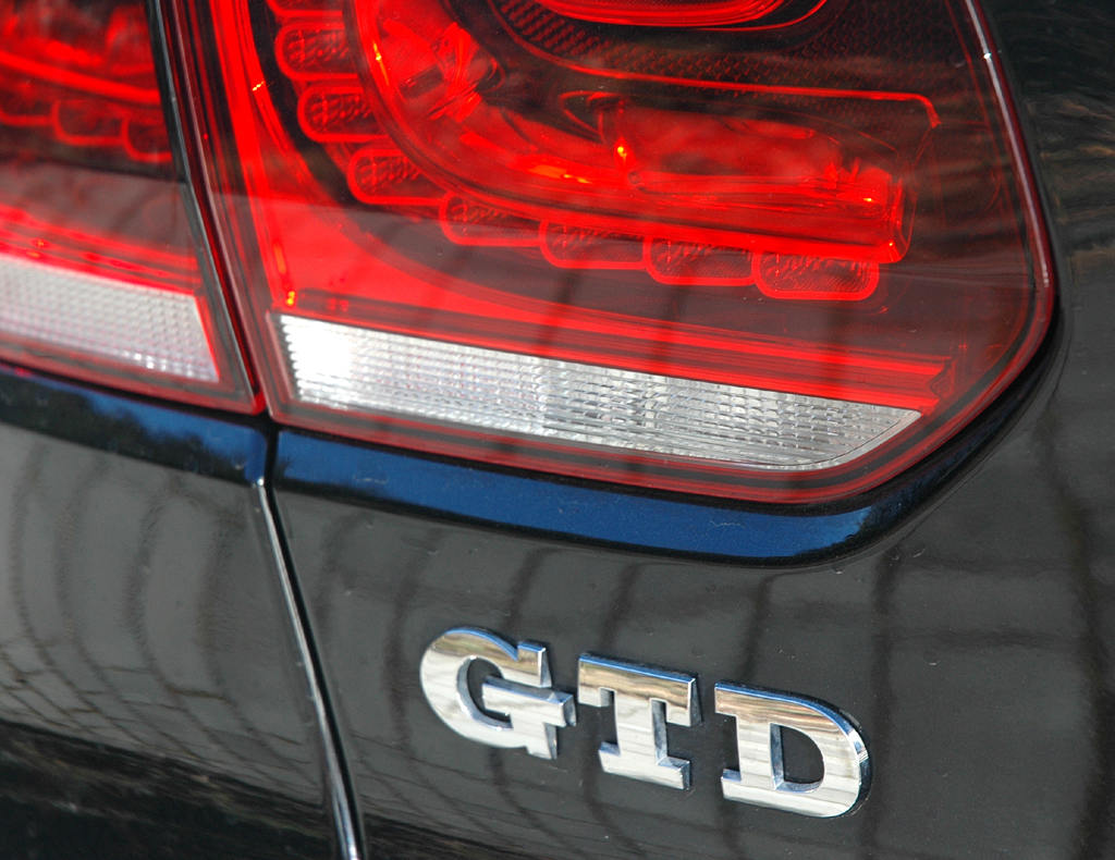 VW Golf GTD: Hintere Leuchteinheit mit Schriftzug. 