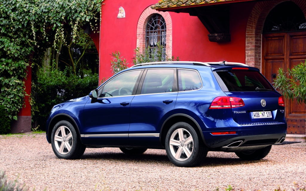 VW Touareg Hybrid: Dünenwanderer mit Doppelantrieb 
