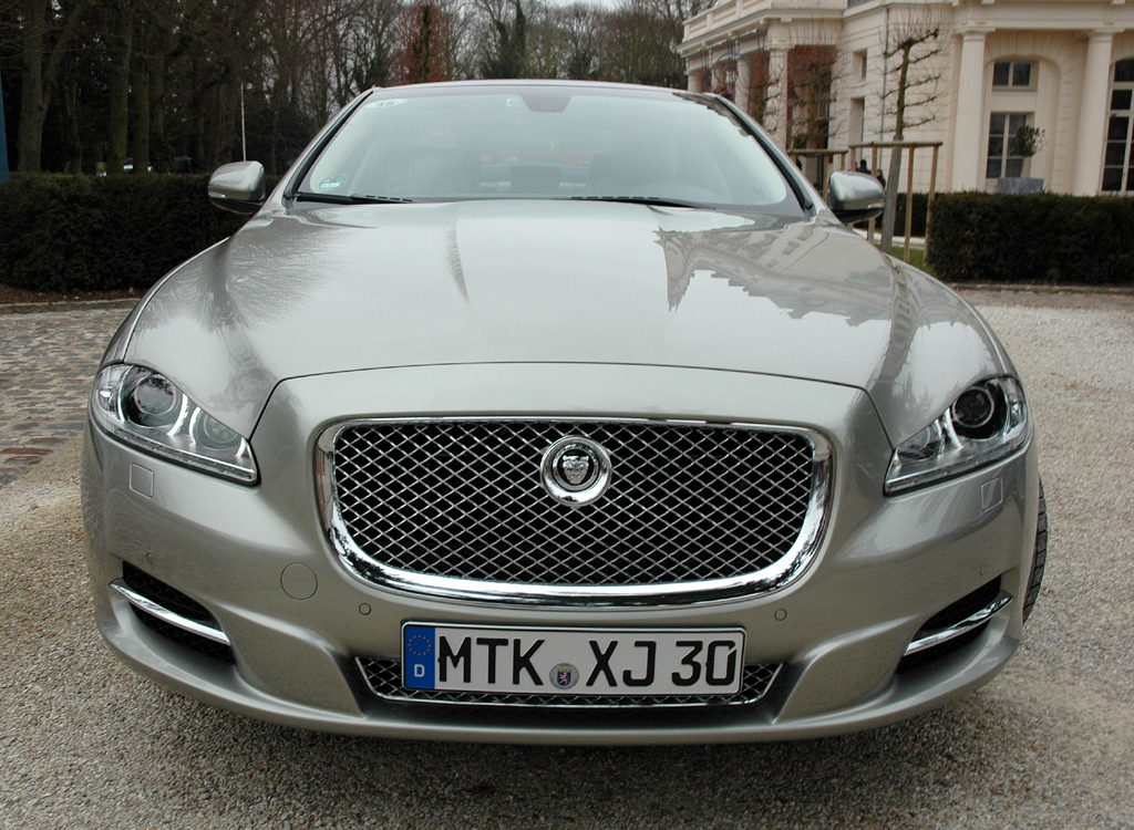 Very british und deutlich sportlicher: Jaguar kündigt neues XJ-Flaggschiff für Ende Mai an