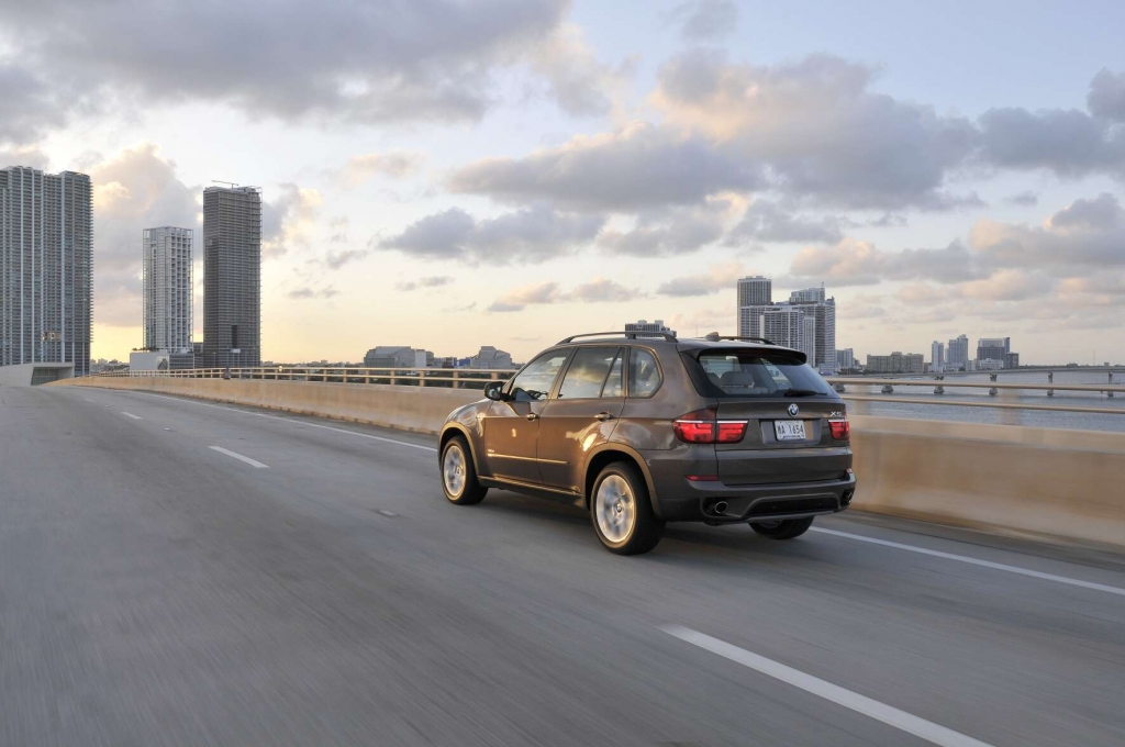  BMW X5: Bekanntes Gesicht, sparsamere Motoren 