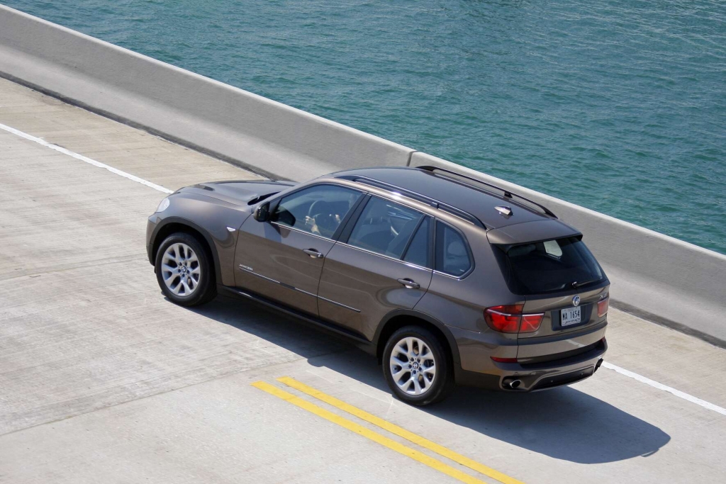  BMW X5: Bekanntes Gesicht, sparsamere Motoren 