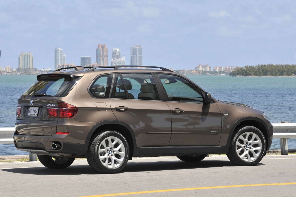  BMW X5: Bekanntes Gesicht, sparsamere Motoren 