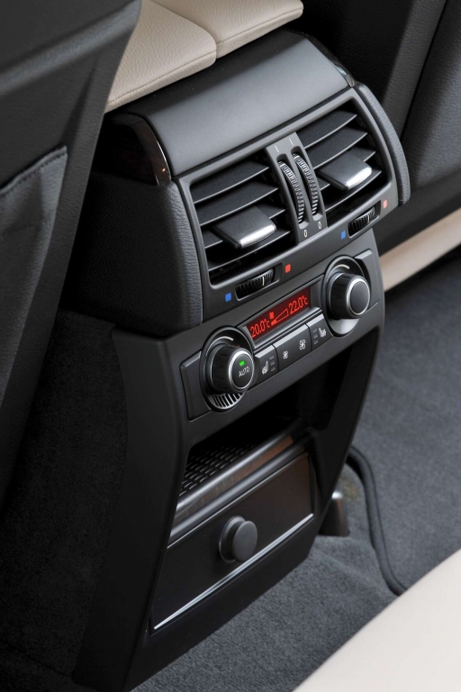  BMW X5: Bekanntes Gesicht, sparsamere Motoren 