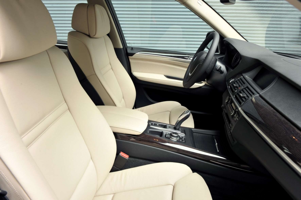  BMW X5: Bekanntes Gesicht, sparsamere Motoren 