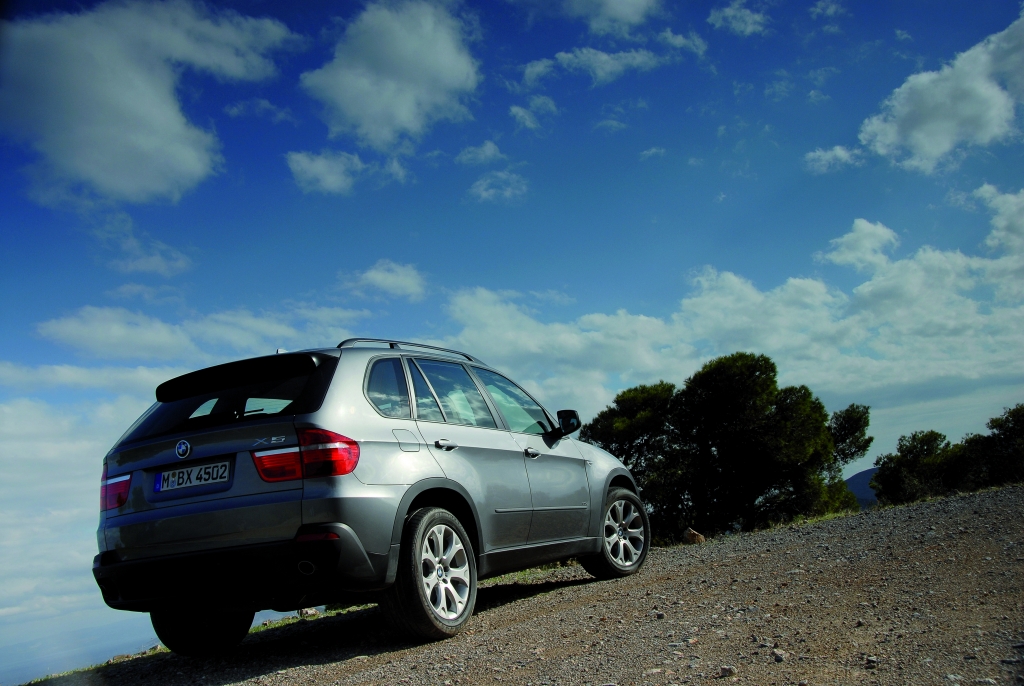  BMW X5: Bekanntes Gesicht, sparsamere Motoren 