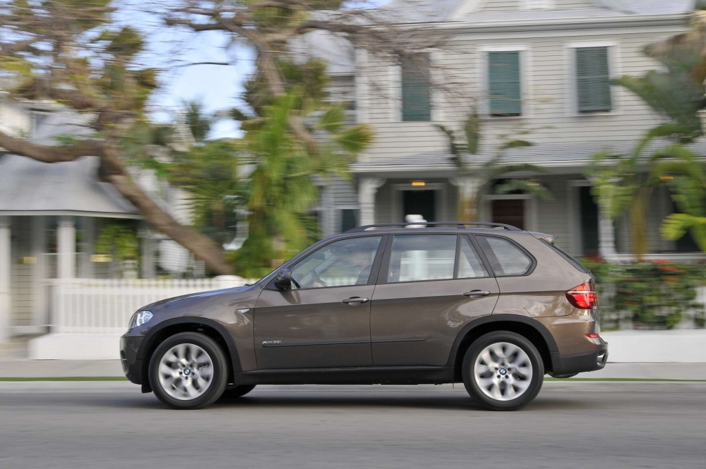  BMW X5: Bekanntes Gesicht, sparsamere Motoren 