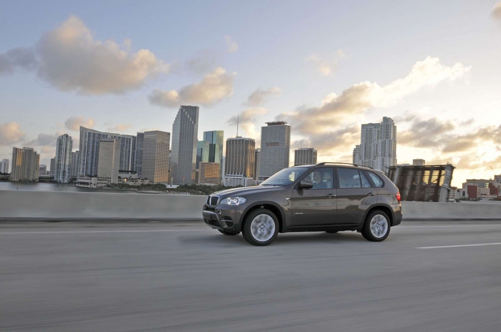  BMW X5: Bekanntes Gesicht, sparsamere Motoren 