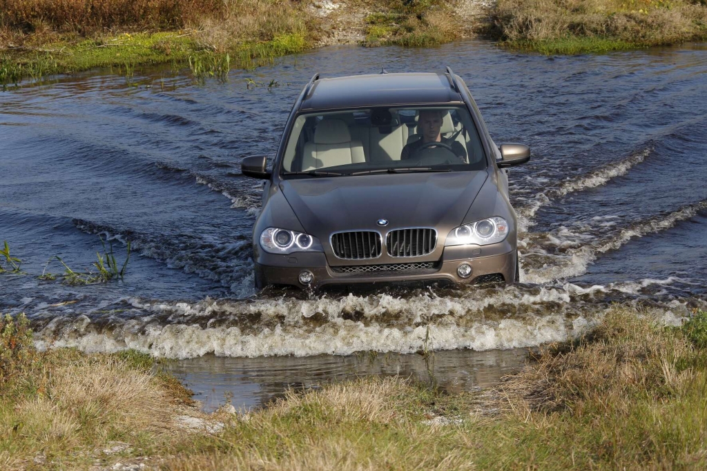  BMW X5: Bekanntes Gesicht, sparsamere Motoren 