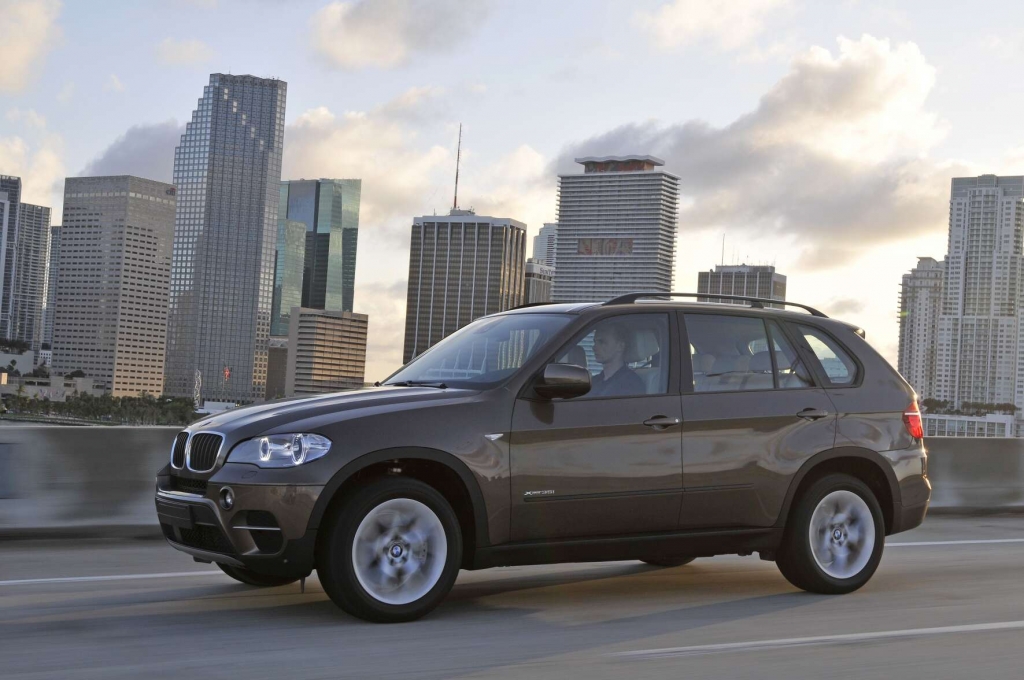  BMW X5: Bekanntes Gesicht, sparsamere Motoren 