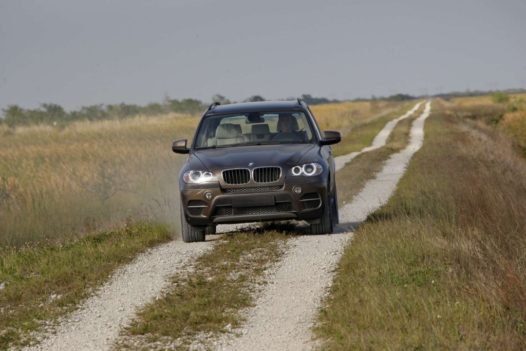  BMW X5: Bekanntes Gesicht, sparsamere Motoren 