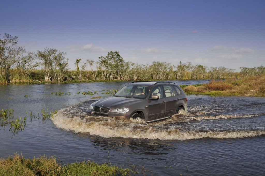  BMW X5: Bekanntes Gesicht, sparsamere Motoren 