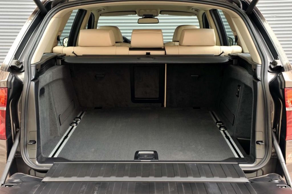  BMW X5: Bekanntes Gesicht, sparsamere Motoren 