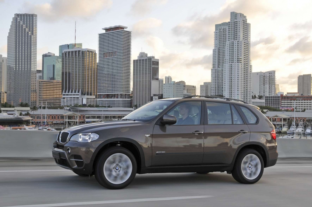  BMW X5: Bekanntes Gesicht, sparsamere Motoren 