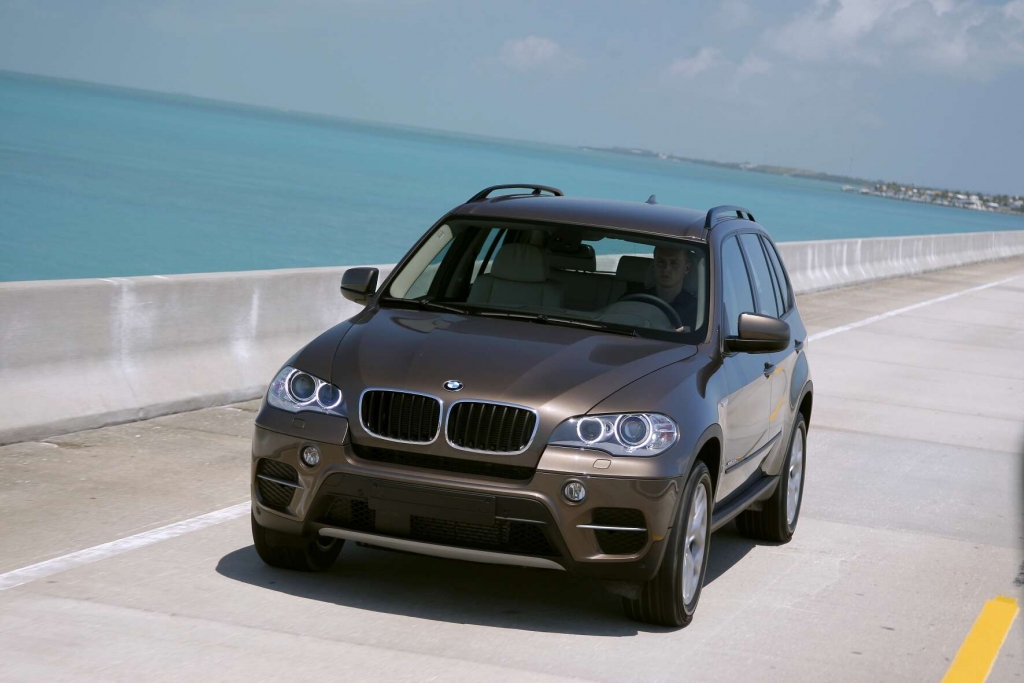  BMW X5: Bekanntes Gesicht, sparsamere Motoren 