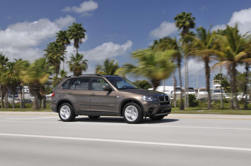  BMW X5: Bekanntes Gesicht, sparsamere Motoren 