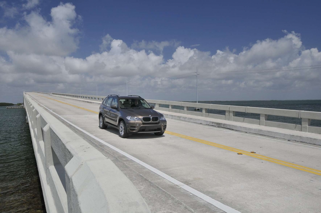  BMW X5: Bekanntes Gesicht, sparsamere Motoren 
