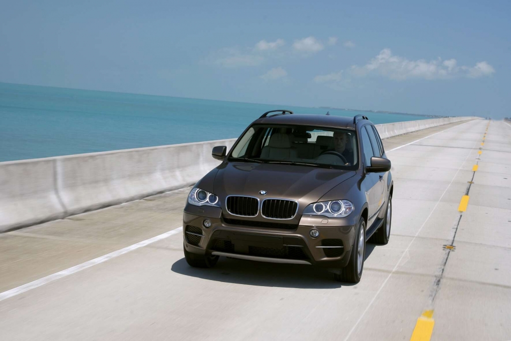 BMW X5: Bekanntes Gesicht, sparsamere Motoren 