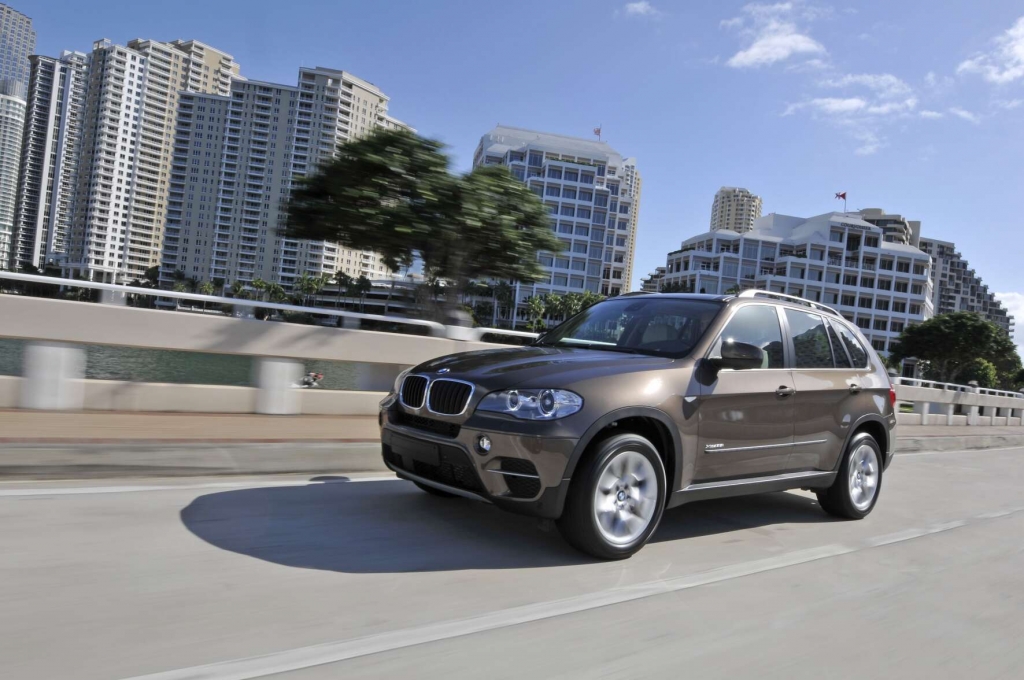  BMW X5: Bekanntes Gesicht, sparsamere Motoren 