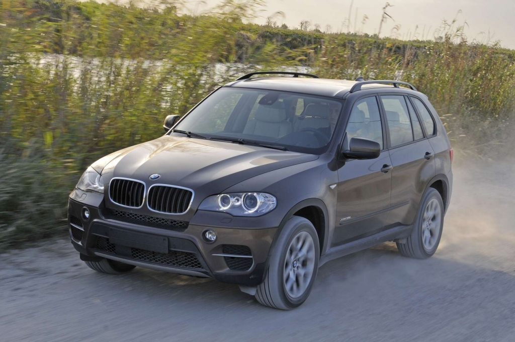  BMW X5: Bekanntes Gesicht, sparsamere Motoren 