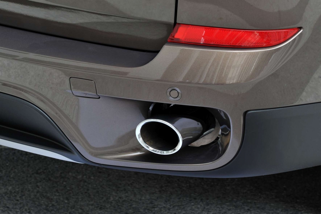  BMW X5: Bekanntes Gesicht, sparsamere Motoren 