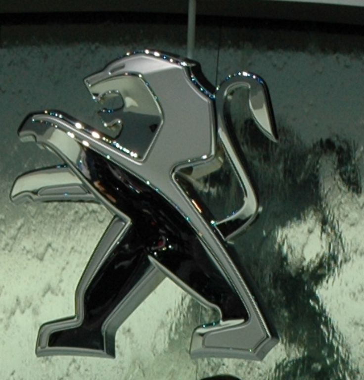 „Der Löwe ist aus dem Käfig“: Peugeots neuer Marketing-Chef Schalberger im auto.de-Gespräch