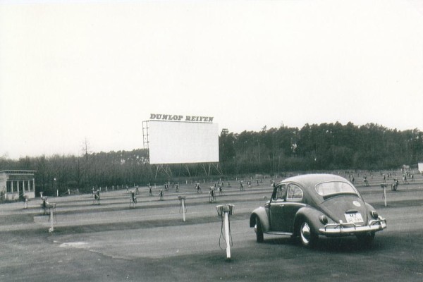 50 Jahre Autokino: Kintopp vor der Windschutzscheibe 