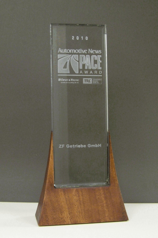 8-Gang-Automatgetriebe von ZF mit PACE Award 2010 geehrt