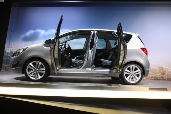 AMI 2010: Der Opel Meriva gibt sein Deutschlanddebüt