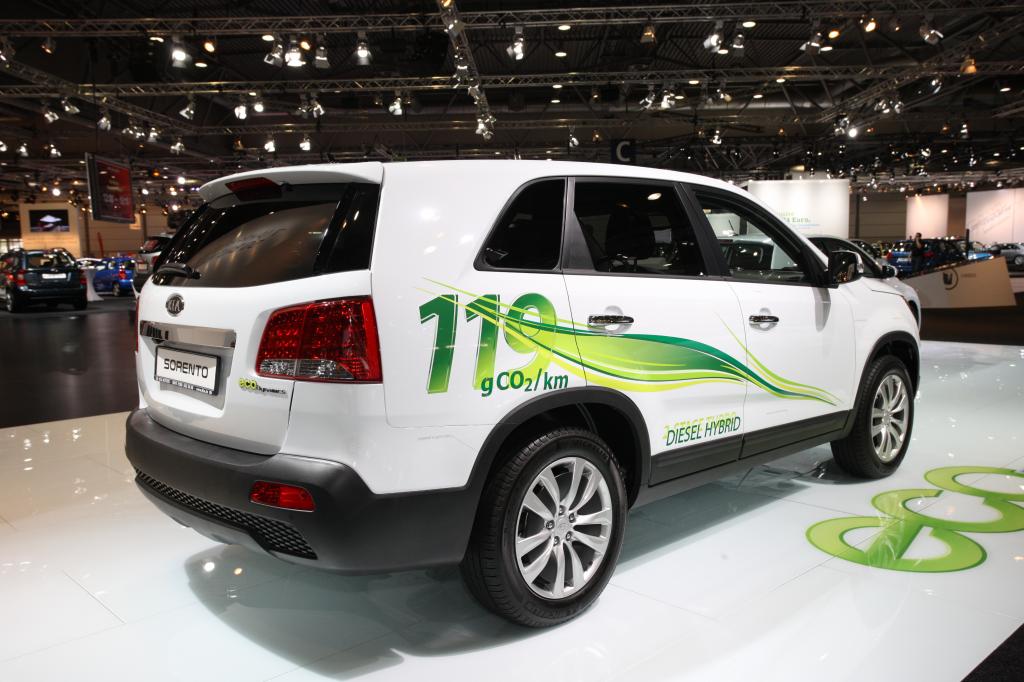 AMI 2010: Kia zeigt Sorento mit Diesel-Hybridantrieb - Bild(4)
