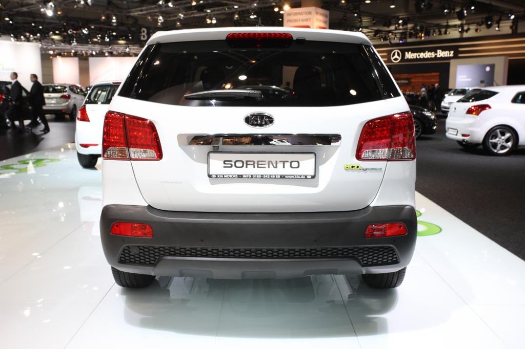 AMI 2010: Kia zeigt Sorento mit Diesel-Hybridantrieb - Bild(5)