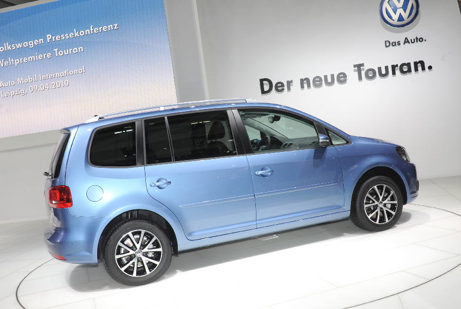 AMI 2010: Neuer Touran und Sharan setzen Verbrauchsmaßstäbe