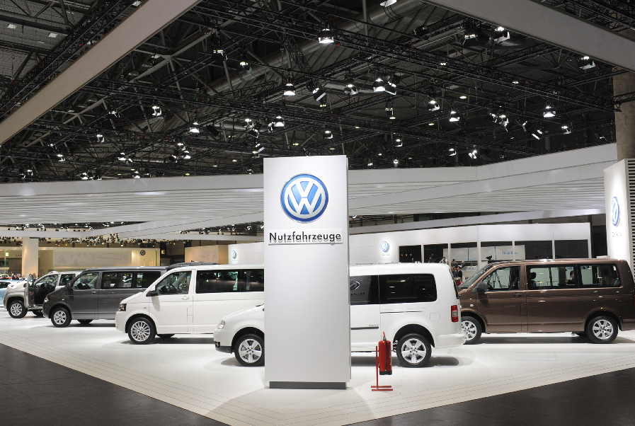 AMI 2010: Neuer Touran und Sharan setzen Verbrauchsmaßstäbe