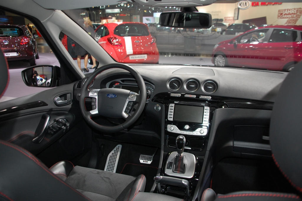 AMI 2010: Opel, Ford, Mazda und Citroën