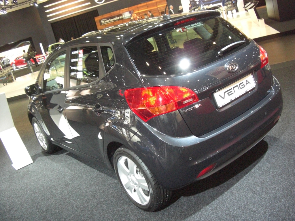 AMI 2010: Subaru, Kia und Chevrolet