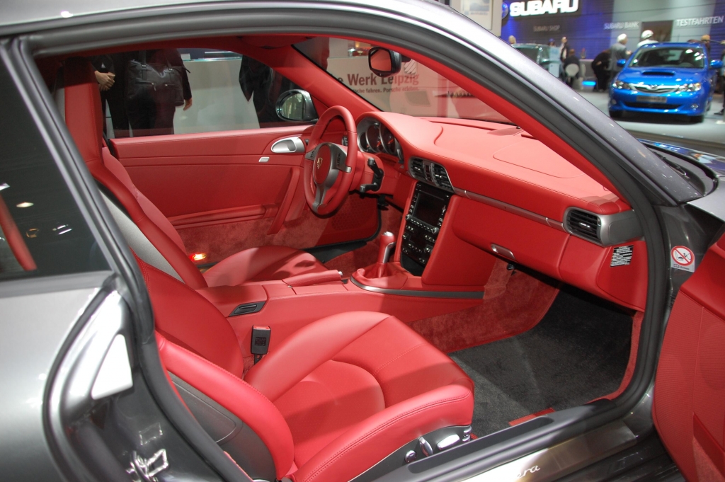 AMI 2010: Volkswagen und Porsche 