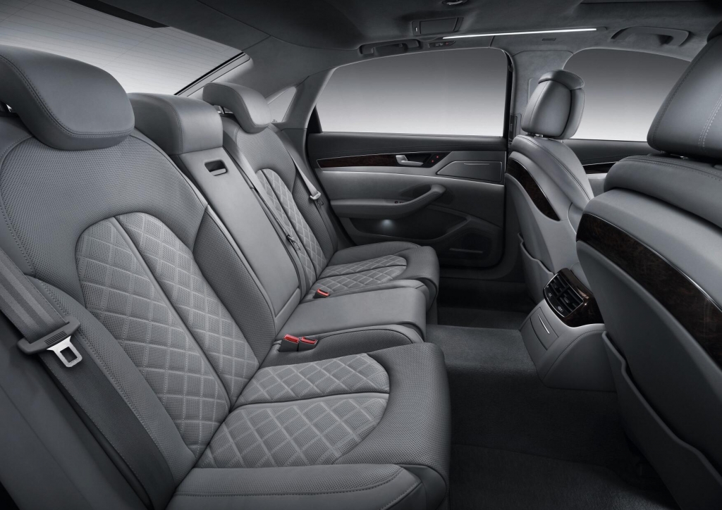 Audi A 8 L: Mehr Länge und noch mehr Luxus