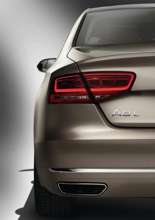 Audi A 8 L: Mehr Länge und noch mehr Luxus